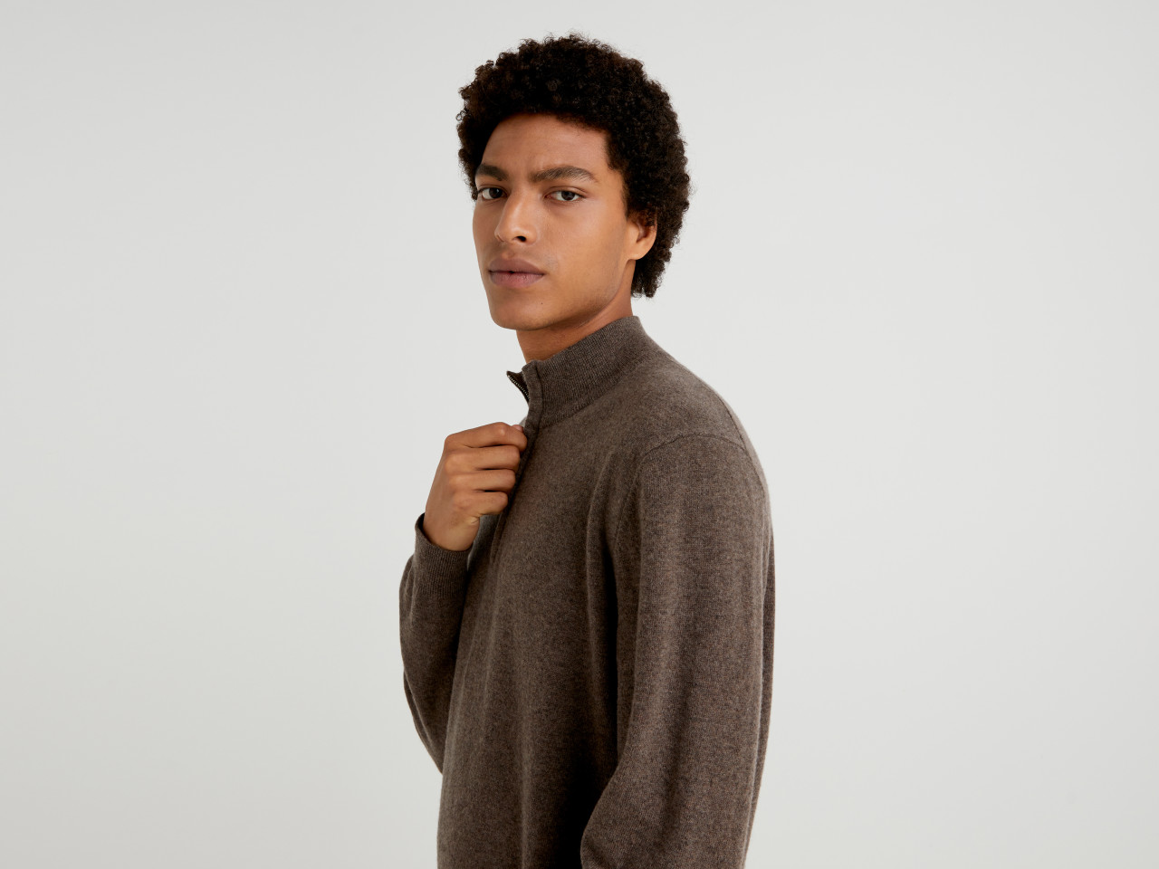 Mock-neck sweater in virgin wool and cotton