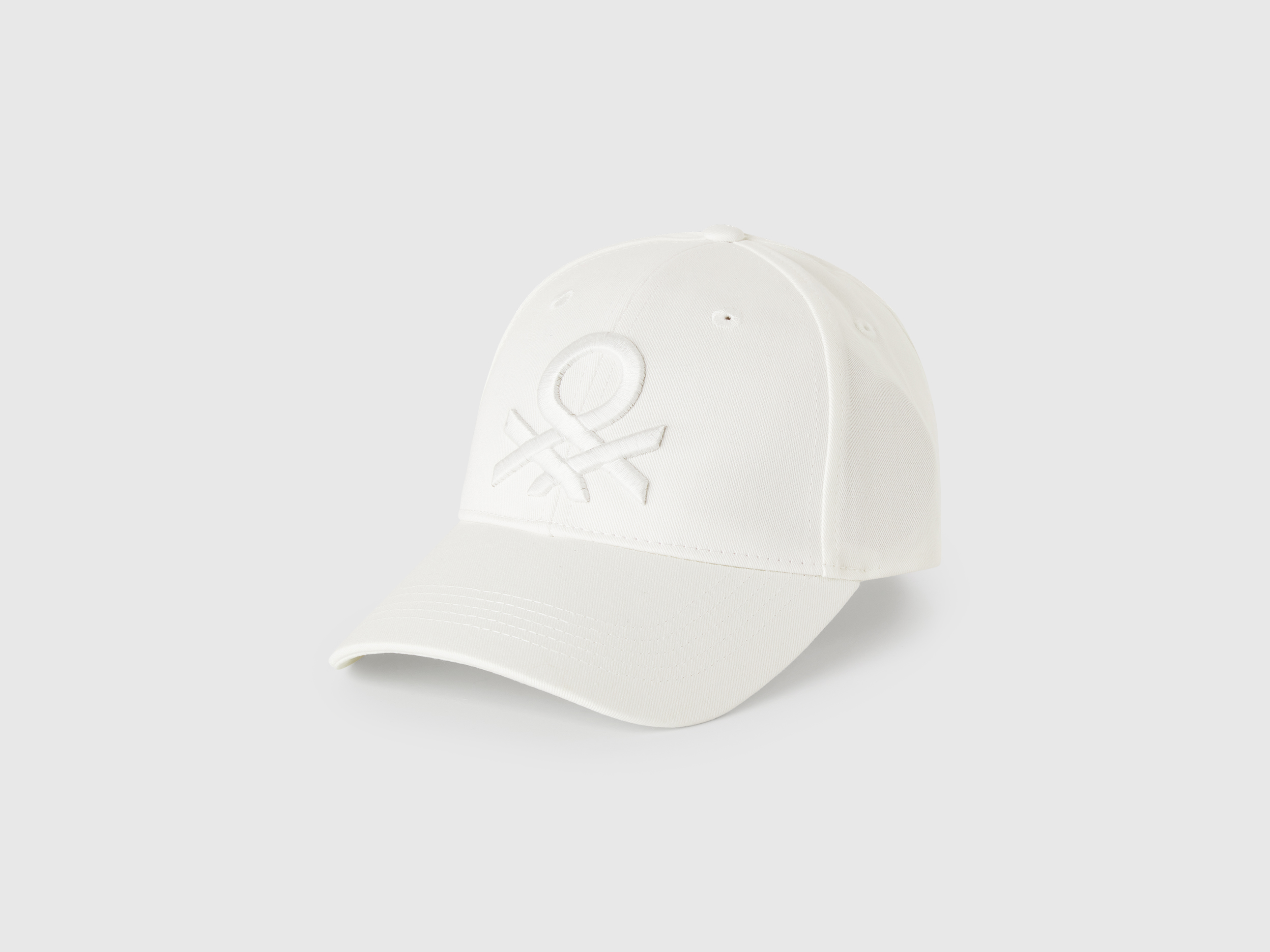 Baseball cap with embroidered logo - White | Benetton
