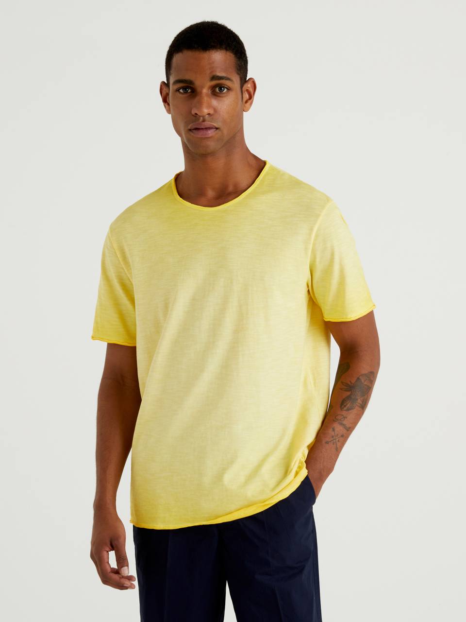 t-shirt with fade - Yellow | Benetton